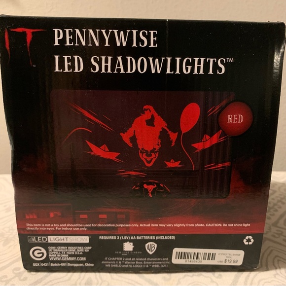 Pennywise LED Rotating Projector Shadowlights - Picture 4 of 4